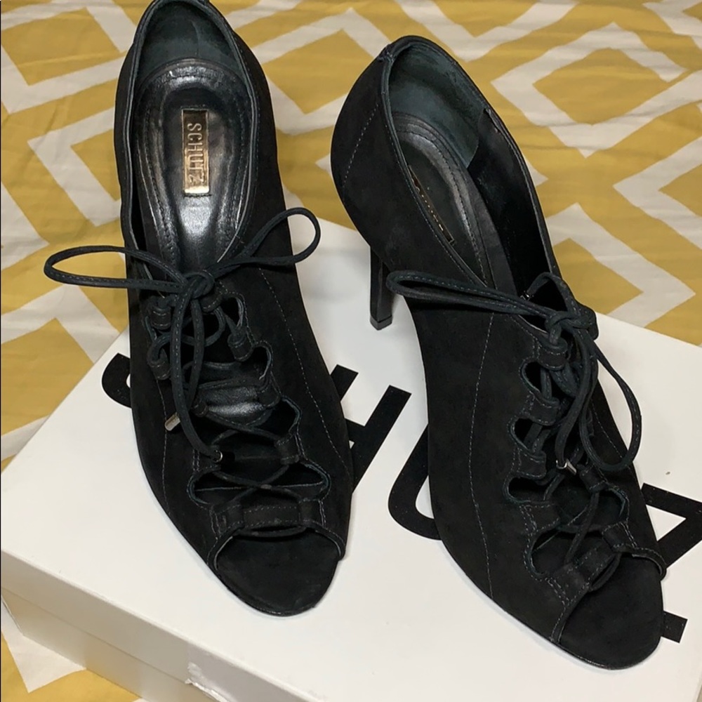 Schütz booties